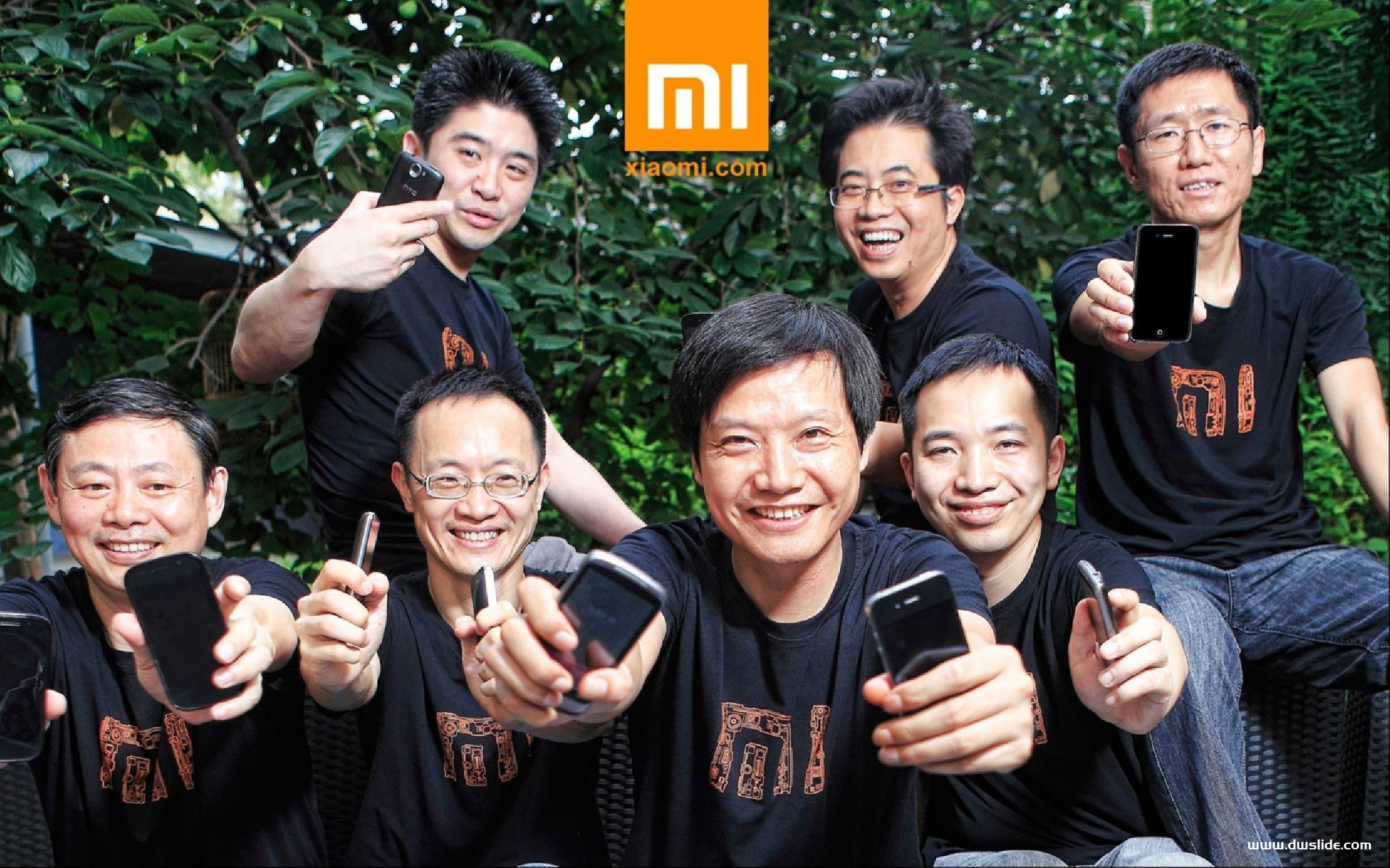 小米手机1发布会PPT案例-86页