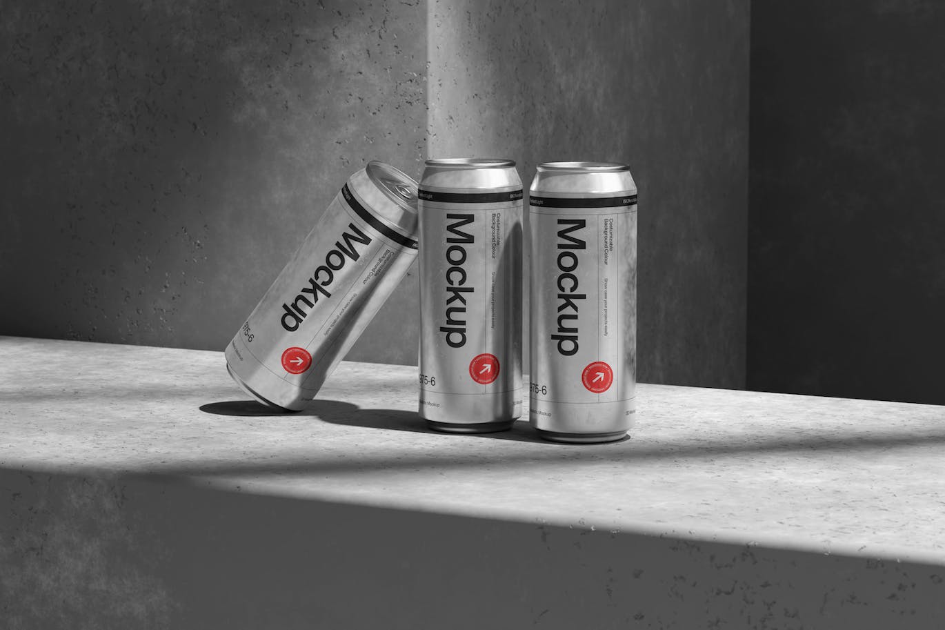 优雅的铝制饮料罐易拉罐样机设计 (PSD)
