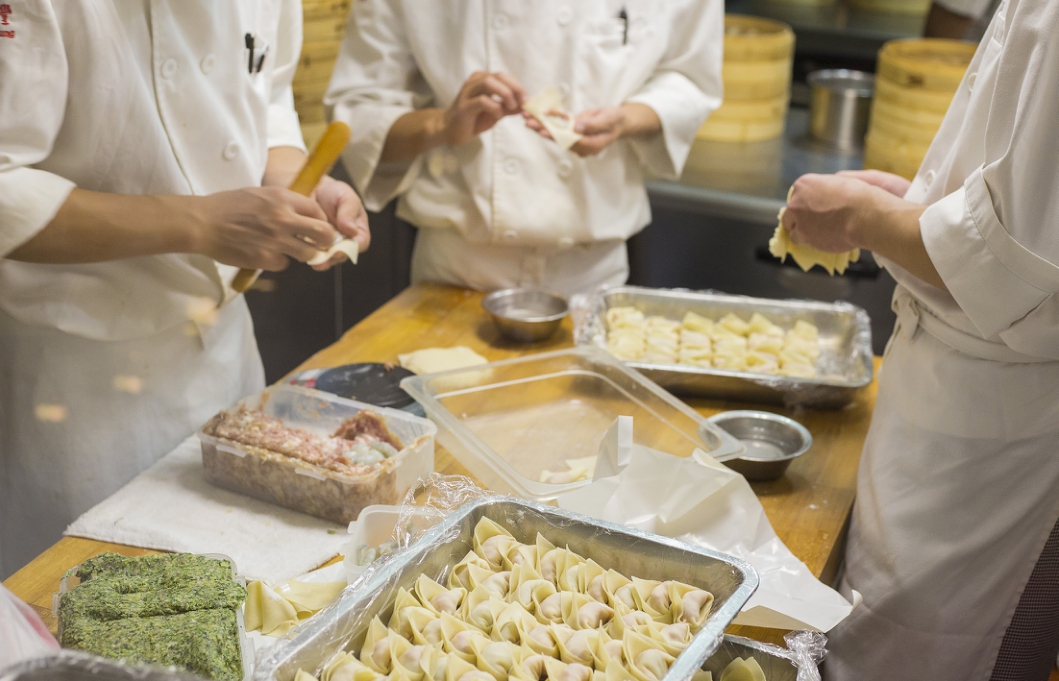 2021吉祥笑云吞面餐饮小吃品牌手册-50P.pdf